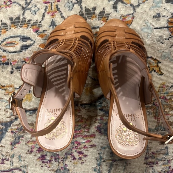 Vince Camuto Eliana Bootie in Tan Size 10 - Picture 4 of 7